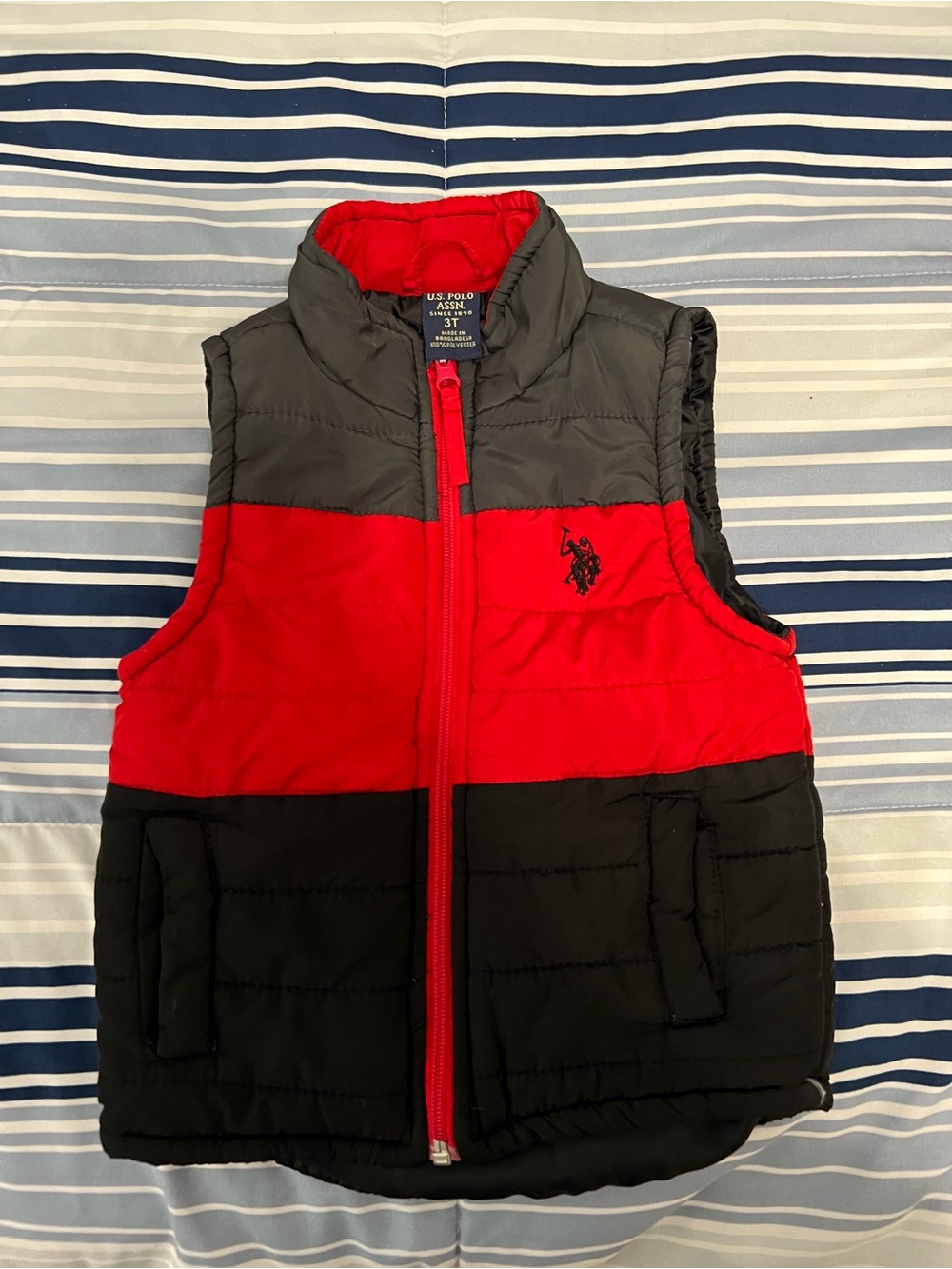 U.S. Polo Assn. Red, Gray & Black Colorblock Puffer Vest